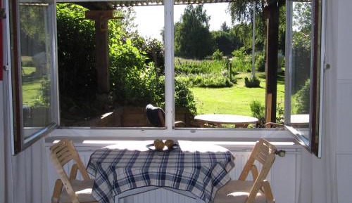 Apartment with Garden View