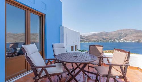 Villa with Free Car