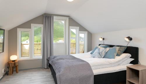 Queen Room with Balcony