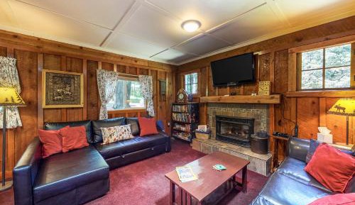 Two Bedroom Holiday Home