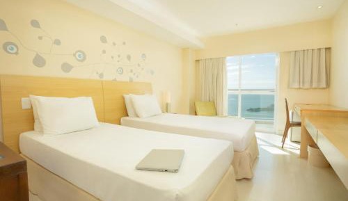 Standard Twin Room with Sea View