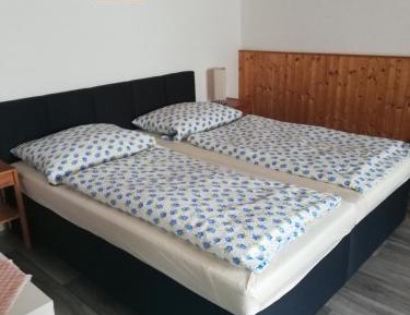 Deluxe Double Room with Extra Bed
