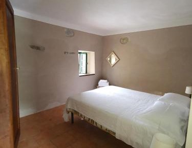 Classic Quadruple Room
