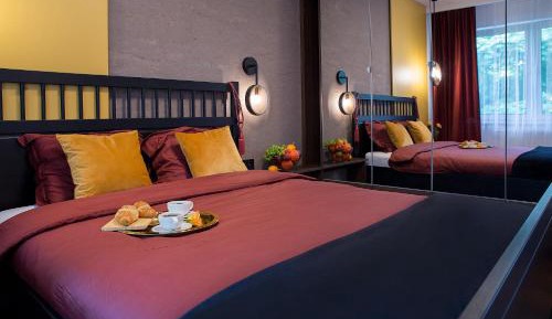 Apartment with Balcony