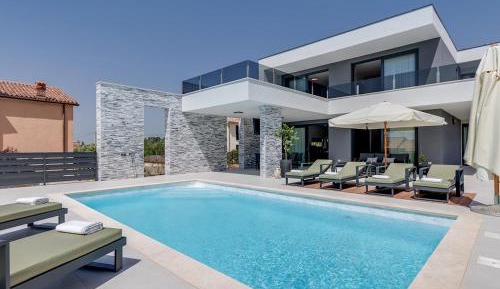 Villa with Private Pool