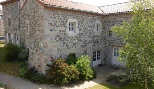 Holiday Home (8 Adults)