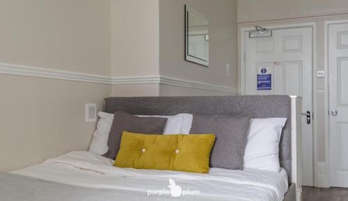 Deluxe Double Room with Shower