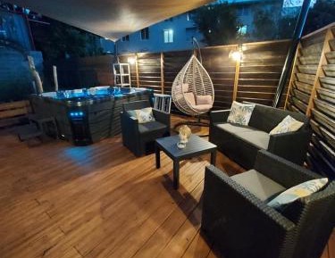 One-Bedroom Chalet