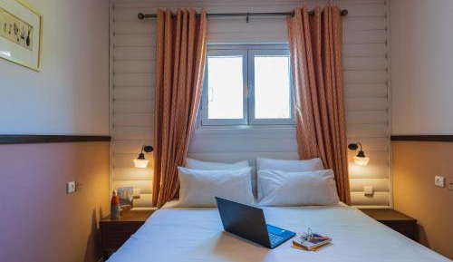 Family Apartment (2 adults)