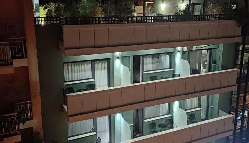 Deluxe Double or Twin Room with Balcony