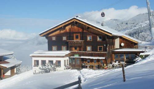 Holiday Home with Bath