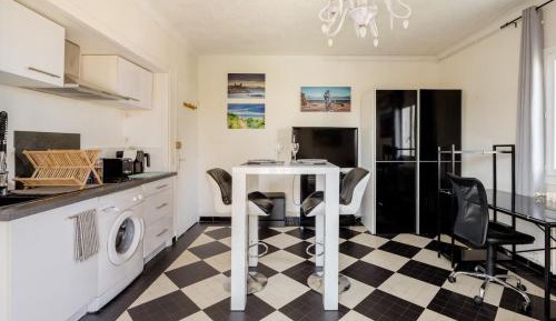 Studio Apartment with Sea View