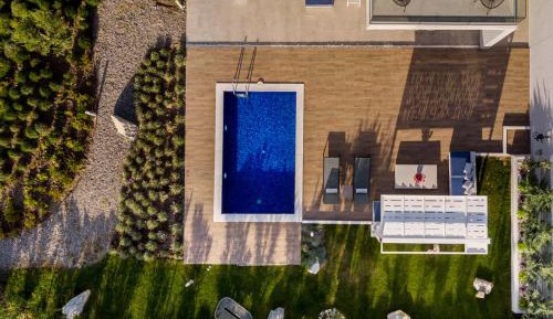 Exclusive Two Bedroom Villa with Sea View and Private Pool
