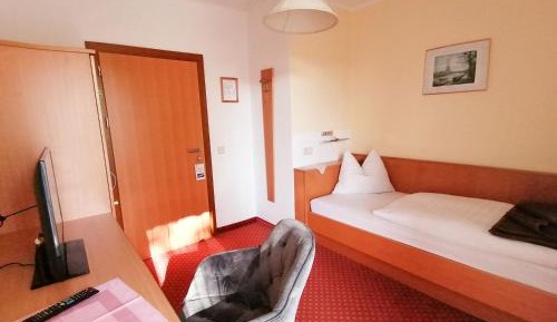 Single Room with Balcony