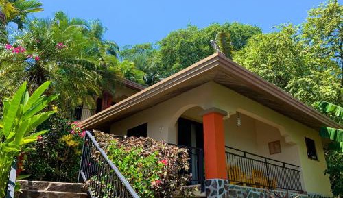 Bungalow with Ocean View  (2 Adults)