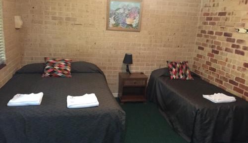 Bush Retreat Twin Share Unit - Not Pet Friendly 