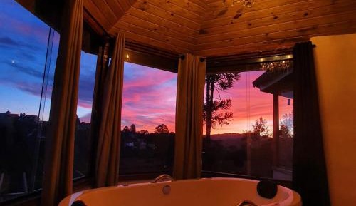 King Suite with Spa Bath