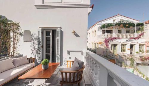 Apartment with Terrace