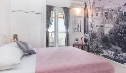 Studio with Balcony and Sea View