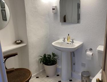 Twin Room with Bath
