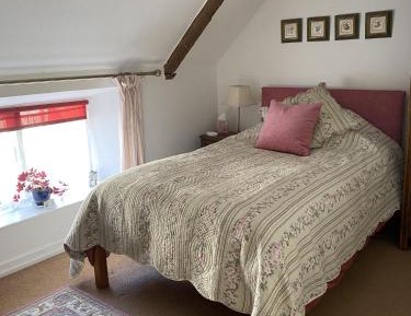 Single Room with Private Bathroom