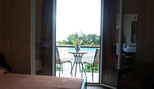 Double or Twin Room with Sea View