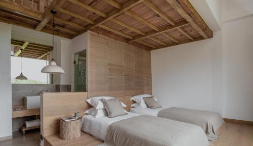 Family Room with Mountain View