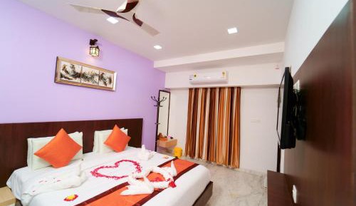 Deluxe King Suite