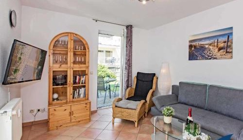 One-Bedroom Apartment with Terrace