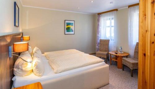 Large Double Room