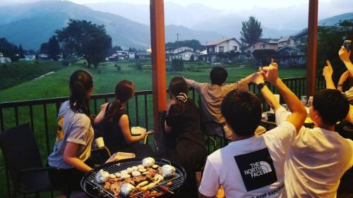 Apartment with Mountain View
