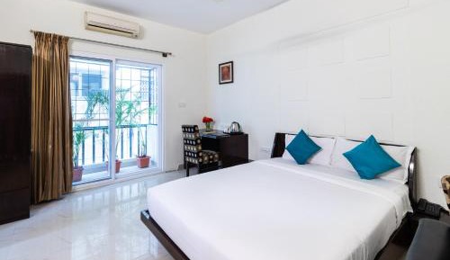 Queen Room with Balcony