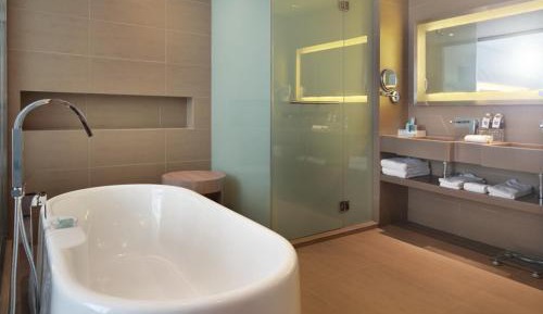 Executive King Suite