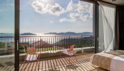 Superior Suite with Terrace and Sea View