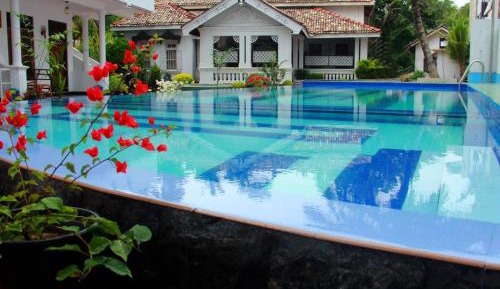 Triple Room with Pool View