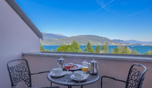 Quadruple Room with Lake View
