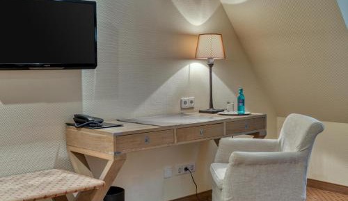 Superior Single Room