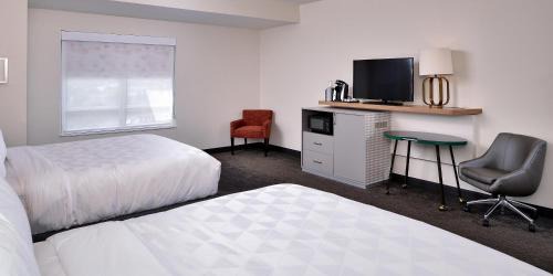 Queen Room - Mobility Access/Hearing Accessible