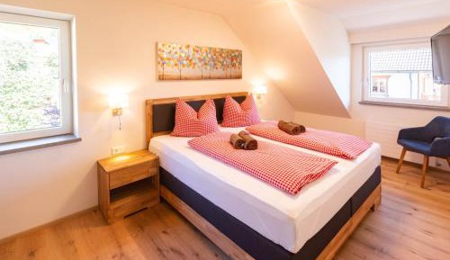 Apartment with Garden View