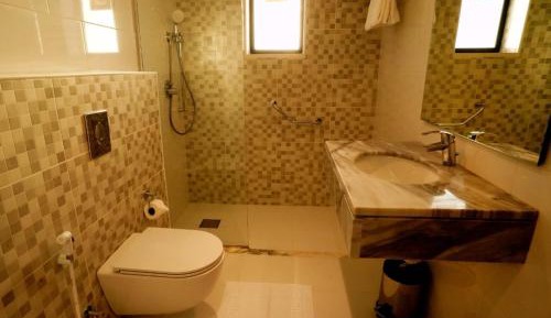 Standard King Room