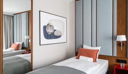 Standard Twin Room
