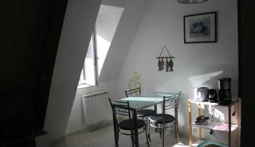 Studio with Sofa Bed