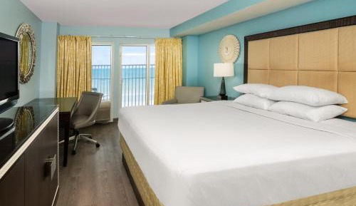 Oceanfront Suite King