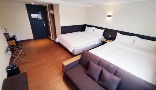 Classic Quadruple Room