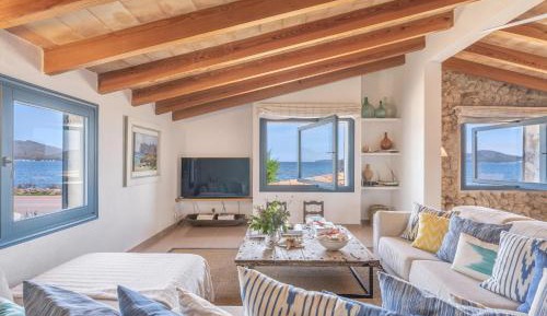 Villa with Sea View