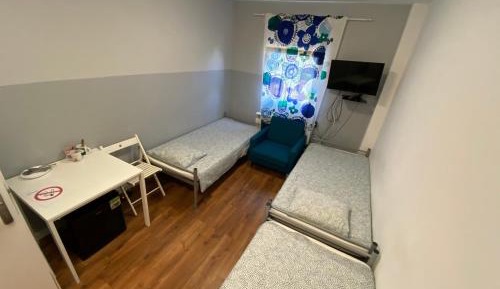 Basic Triple Room with Shared Bathroom