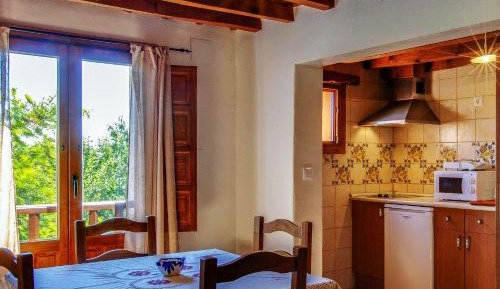 One-Bedroom Apartment (2 - 4 Adults)