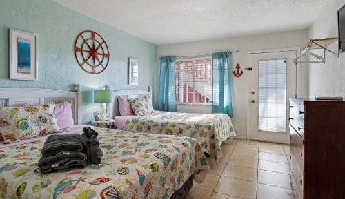 Double Queen Room
