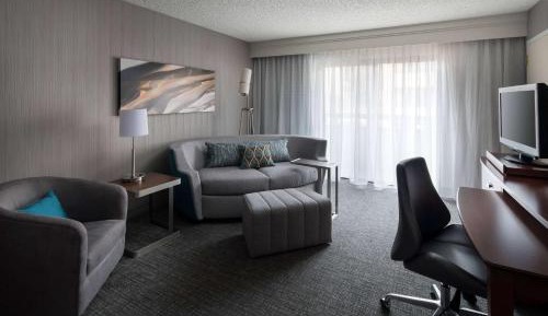 One-Bedroom Suite Two Double