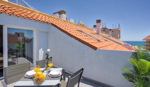 Two-Bedroom Penthouse Apartment with Sea View